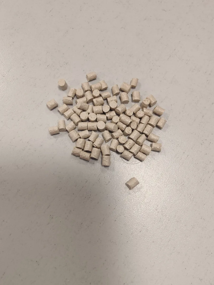 IDA Microbial Biomaterial resin pellets, beige, lab batch